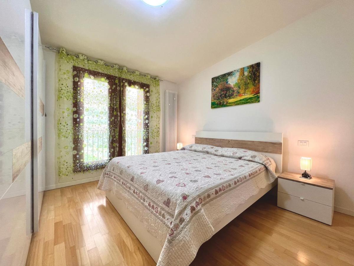 Apartment Gardabebo Torbole Sul Garda Bagian luar foto